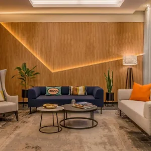4* מלון Courtyard By Marriott Center