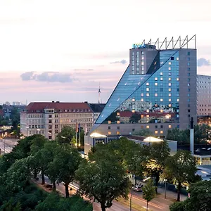 Estrel 4* Берлин