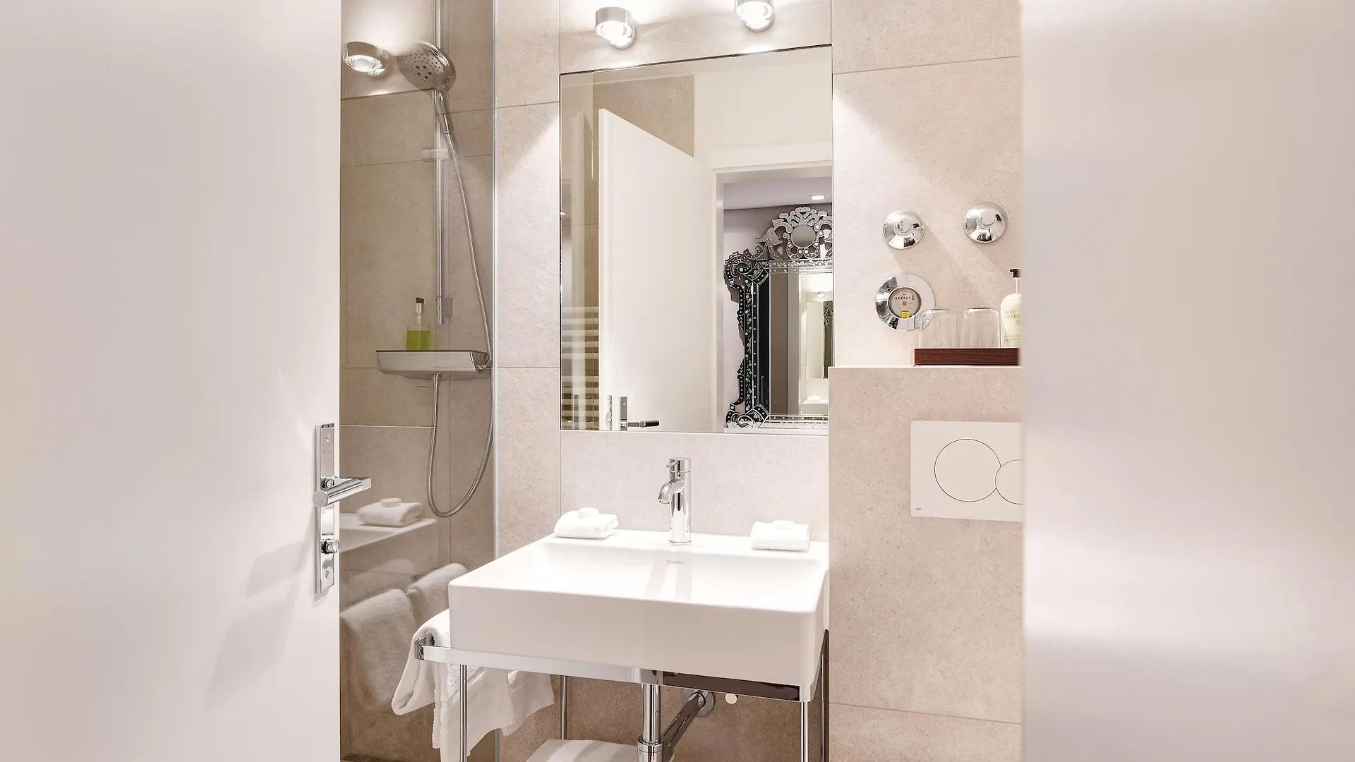 ****  Hotel Admiral Munich Germany